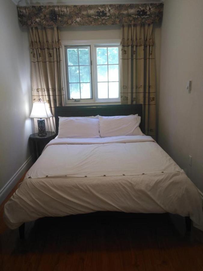 Lakeside Private Suite-Queen Bed Room Tottenham Ngoại thất bức ảnh
